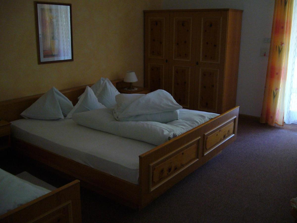 Hotel Gasthof Wastl Eppan an der Weinstraße Buitenkant foto