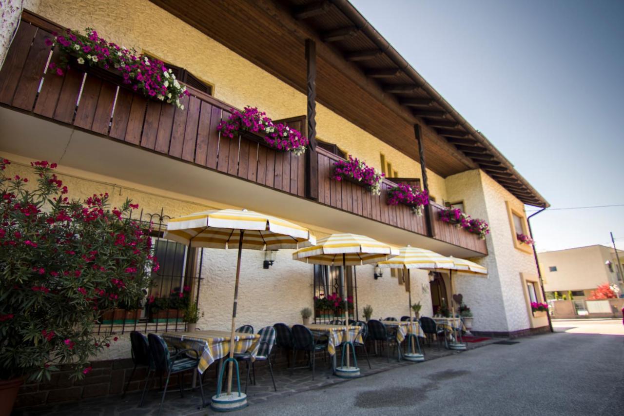 Hotel Gasthof Wastl Eppan an der Weinstraße Buitenkant foto